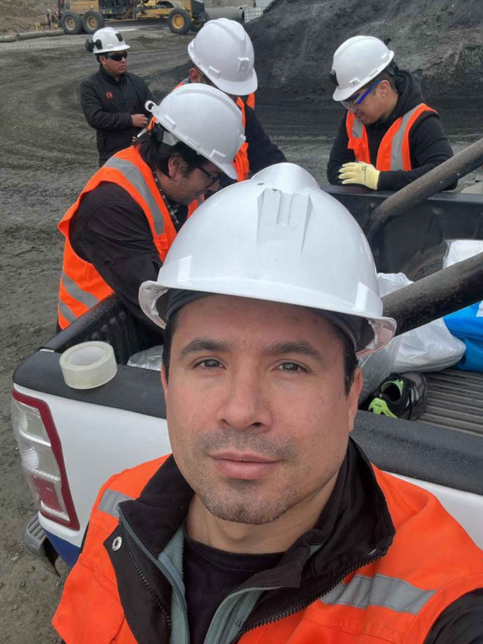 Muestreo de relaves en el depósito de SOMINOR, sector Tambillos